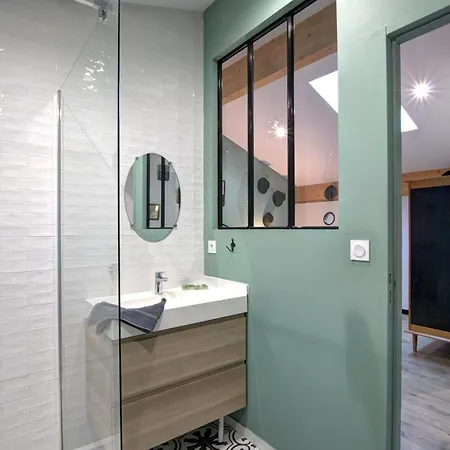 Familial 200m² Avec Jardin, Terrasse, Jeux, Et Confort Moderne A - Fr-1-496-203