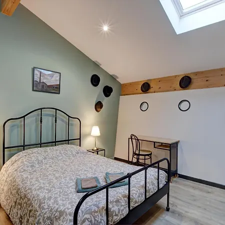 Familial 200m² Avec Jardin, Terrasse, Jeux, Et Confort Moderne A - Fr-1-496-203 *